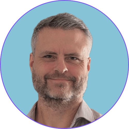 Portrait of the developer behind Kiwisonic